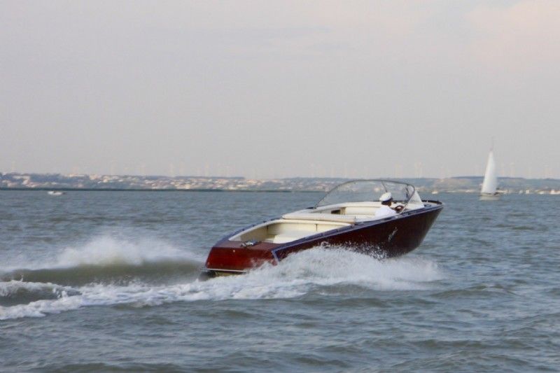 Bosch Vintage-Motorboot